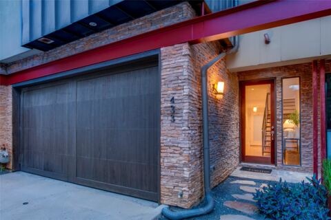 433 Trinity River Circle, Dallas