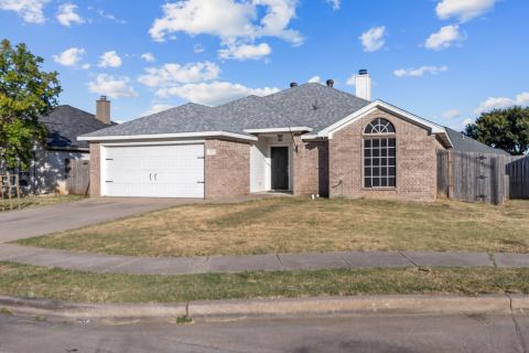 607 Meadowbrook Drive