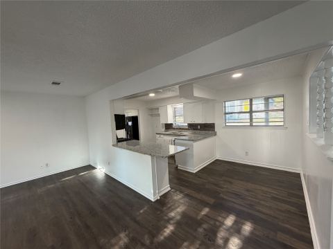 101 5th Street, Forreston, TX 76041 — photo 3
