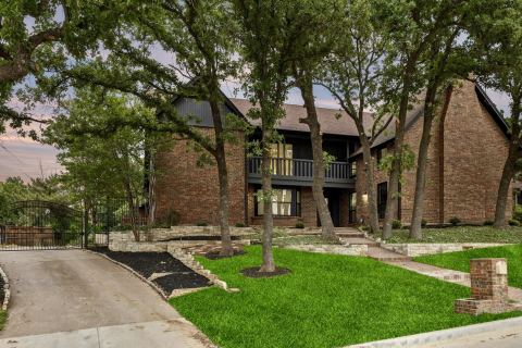108 Forest Hill Drive