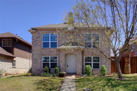 1703 Creekpoint Drive, Lewisville