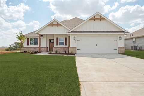 303 Sam Drive, Hillsboro