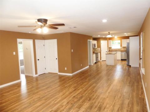 214 Braz, Bonham, TX 75418 — photo 3