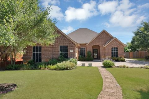 7256 Lake Country Drive
