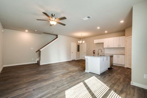 700 Fallow Drive, Venus