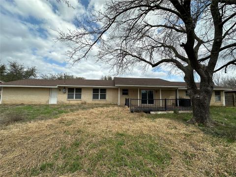 108 Beard Drive, Itasca, TX 76055 — photo 2