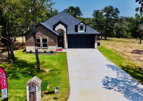 502 Palmetto Court, Runaway Bay