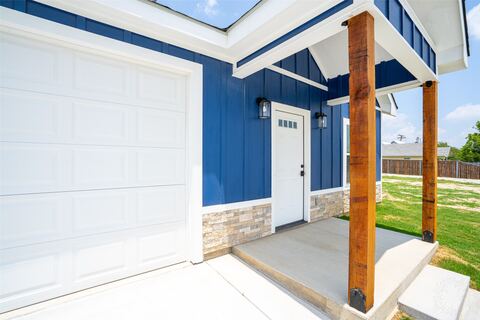 710 N Post Oak Street, Dublin, TX 76446 — photo 2