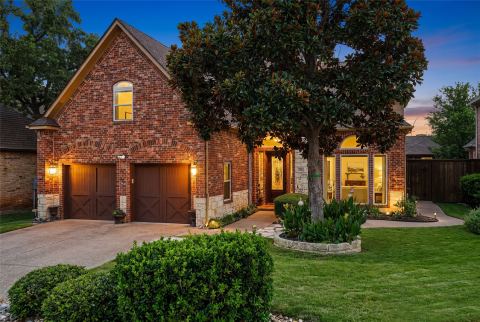 14 Jamie Court, Trophy Club