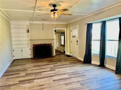 603 W Cedar Street, Nocona, TX 76255 — photo 2