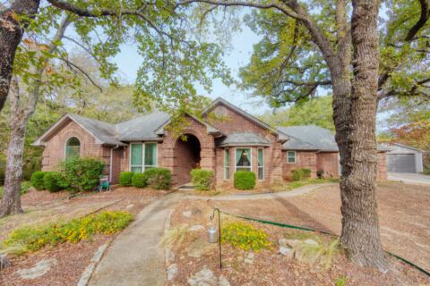 950 Emerald Sound Boulevard, Oak Point