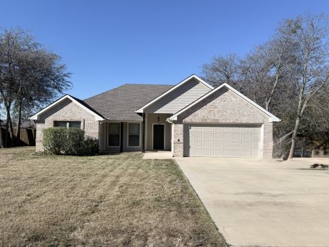 628 E Walcott Street, Pilot Point