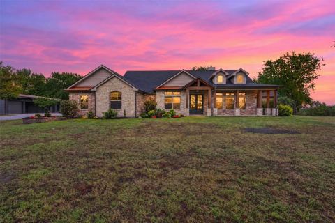 695 Harris Lane, Whitewright, TX 75491 — photo 3