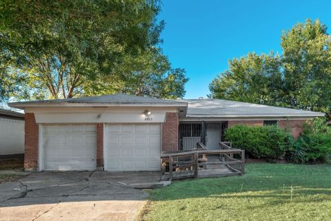 8923 Jennie Lee Lane, Dallas