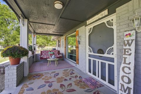 1309 W Madison Street, Ennis, TX 75119 — photo 2
