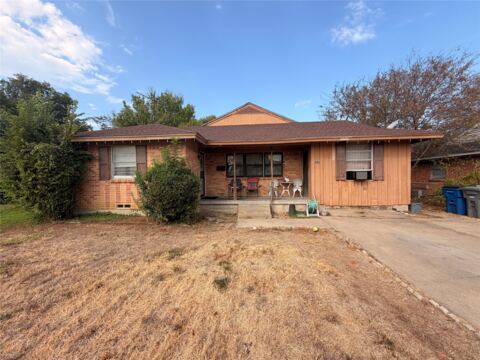 5725 Lazy River Drive, Dallas