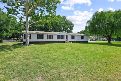 201 S Main Street, Dodd City, TX 75438 — photo 3