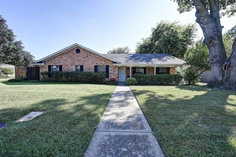 3262 Camelot Drive, Dallas