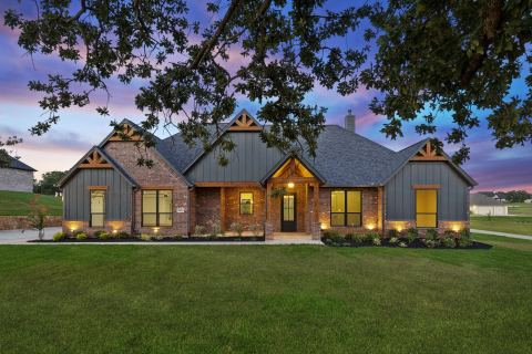 2043 Vaquero Drive, Weatherford