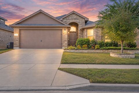 4225 Tollcross Lane, Fort Worth