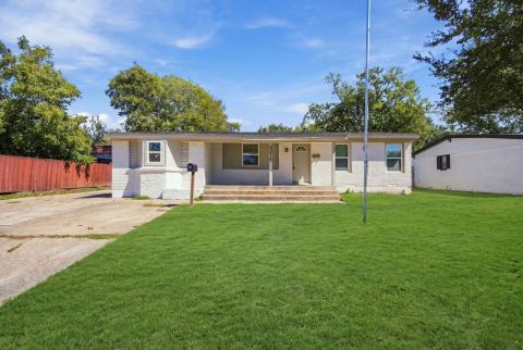 3215 Hillglenn Road, Dallas