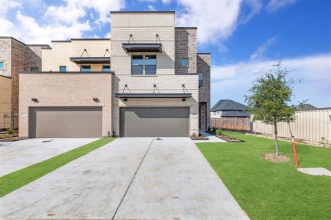 1050 Maverick Drive, Allen