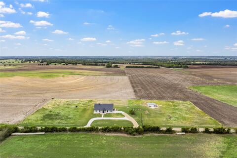 231 HCR 2312, Abbott, TX 76621 — photo 2