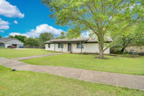 1104 Williamsburg Drive, Ennis, TX 75119 — photo 3