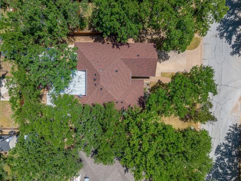 124 Cedar Springs Drive, Decatur, TX 76234 — photo 3