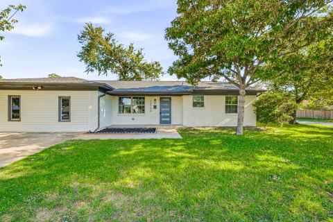 13706 Janwood Lane, Farmers Branch, TX 75234 — photo 2