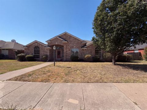 2915 Olympia Drive, Grand Prairie