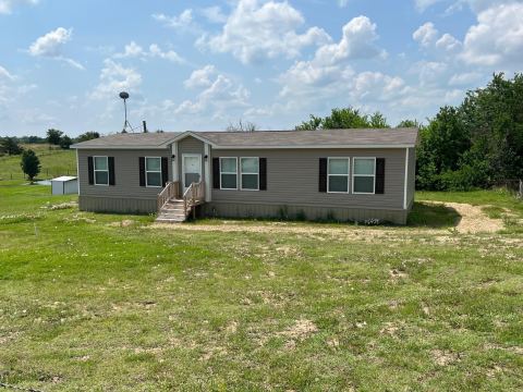 18542 County Road 618, Farmersville