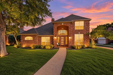 405 Brazil Drive, Hurst