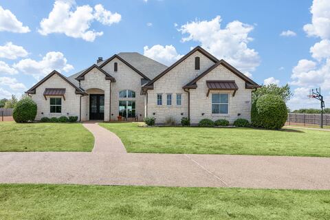 202 Camino Del Rancho, Lorena
