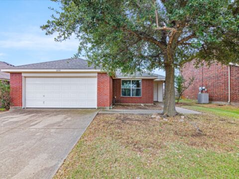 1201 Vicksburg Drive, Ennis, TX 75119 — photo 3