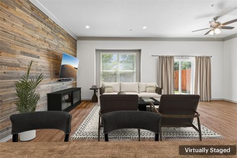 1325 Summerset Lane, Burleson