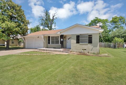 8533 Blossom Lane, Dallas