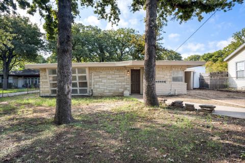 4112 Creech Street, Haltom City