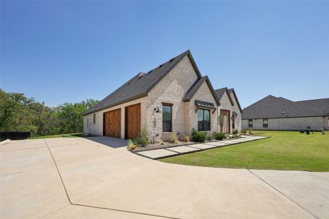 132 Peachleaf Drive, Krugerville, TX 76227 — photo 2