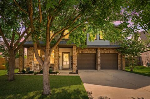 2904 Big Horn Bluff Court, Fort Worth