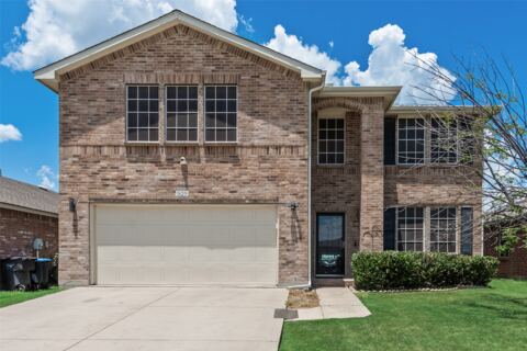 1629 Baxter Springs Drive, Fort Worth