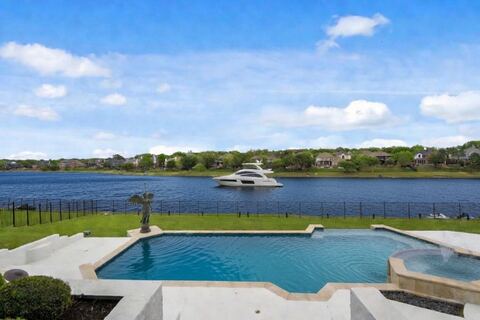 656 Timbercrest Circle, Highland Village, TX 75077 — photo 2