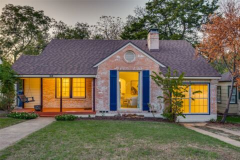 7011 Hammond Avenue, Dallas