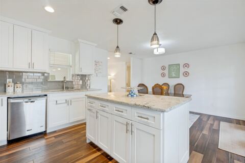 6509 E Lovers Lane, Dallas