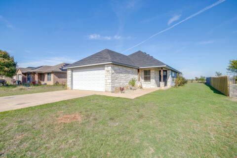 410 Mesquite Drive, Rio Vista, TX 76093 — photo 2