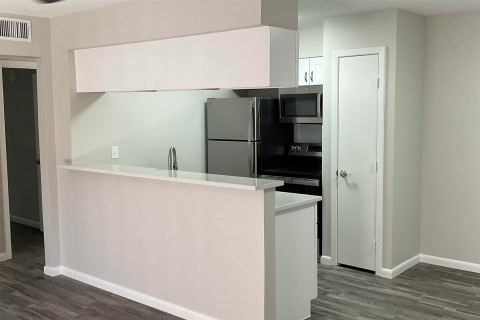 6011 I-30 Hwy, Greenville