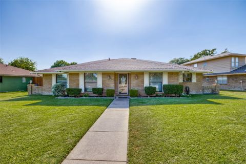 2617 Pinehurst Drive