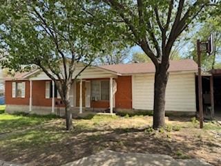 201 Hillcrest Drive, Nocona
