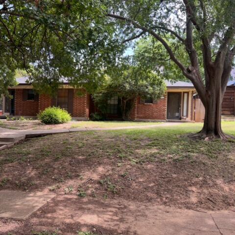 2123 Mistletoe Avenue B, Fort Worth
