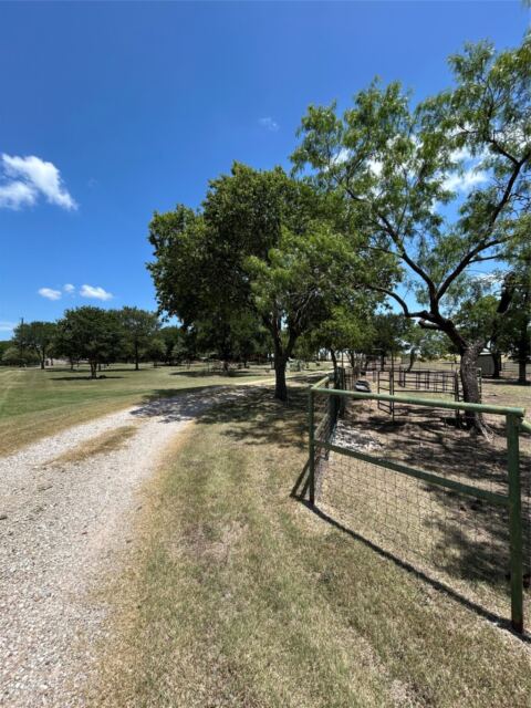 2200 Creechville Road, Ennis, TX 75119 — photo 2